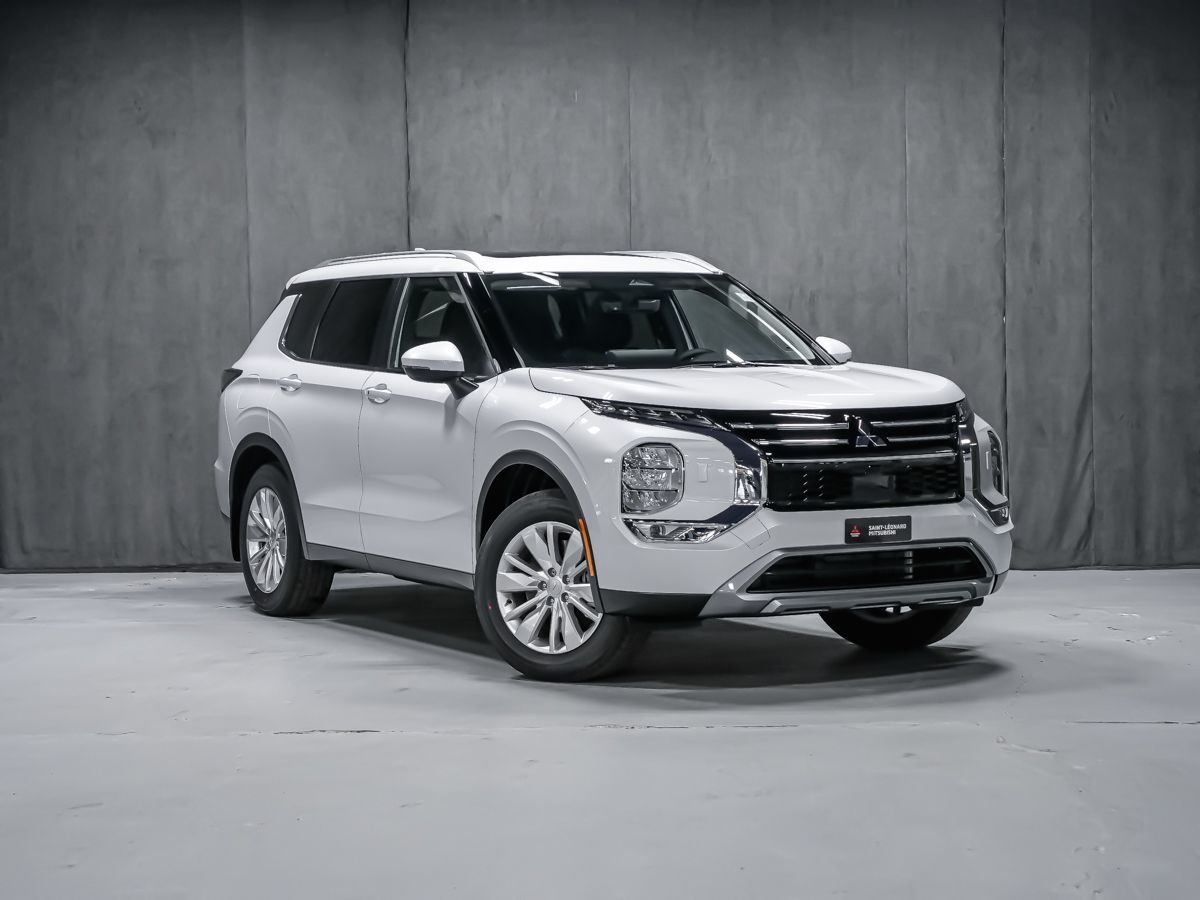 Mitsubishi Outlander SE 2026 Blanc diamant Montréal - photo #1