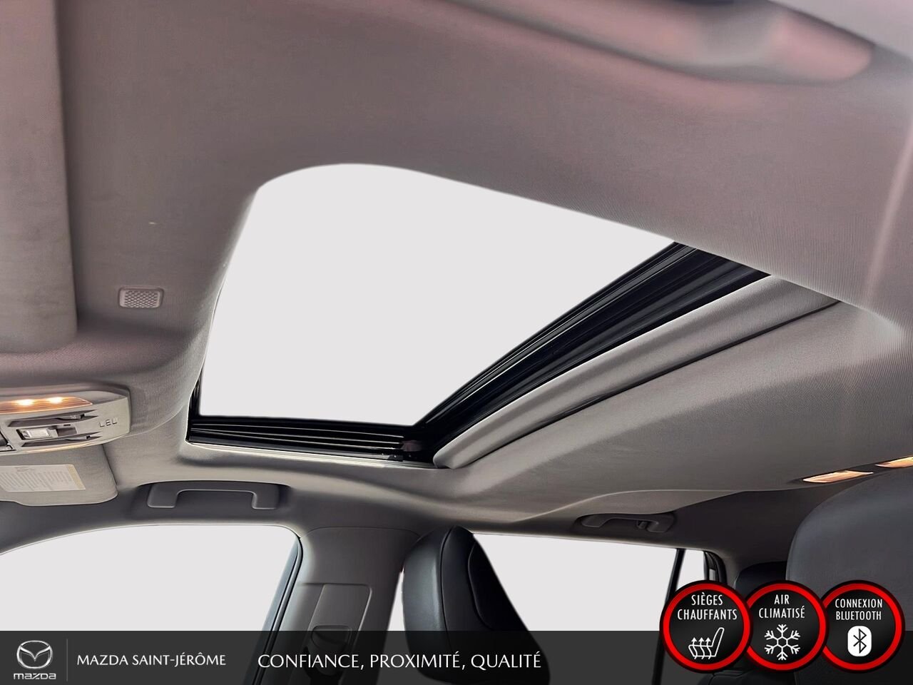 Toyota Highlander XLE | TOIT OUVRANT | CUIR | AWD | 2022 Argent Saint-Jérôme - photo #18