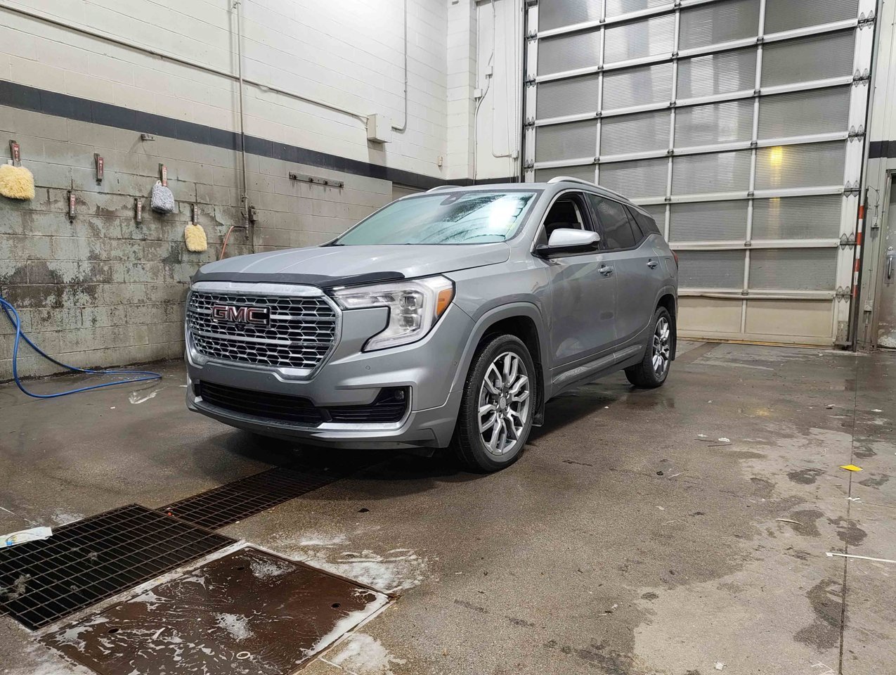 2024 GMC Terrain AWD 4dr Denali Grey Sherwood Park - photo #3