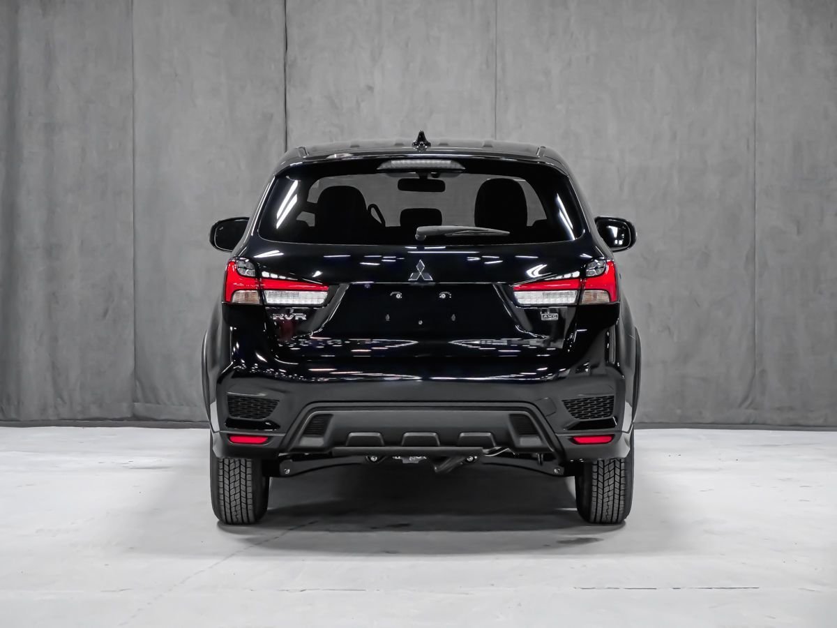 Mitsubishi RVR SE 2026 Noir Labrador Montréal - photo #4