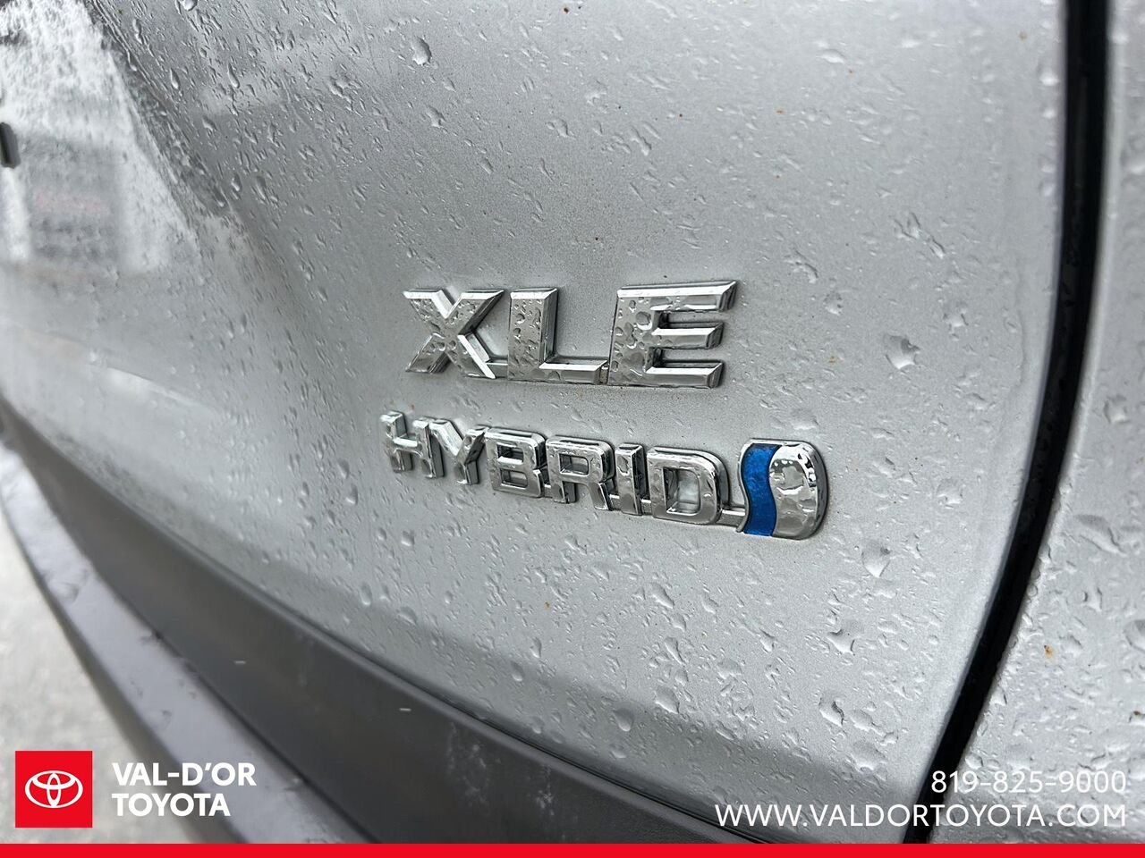 Toyota RAV4 XLE hybride 2019 Ciel argent métallisé Val-d'Or - photo #6