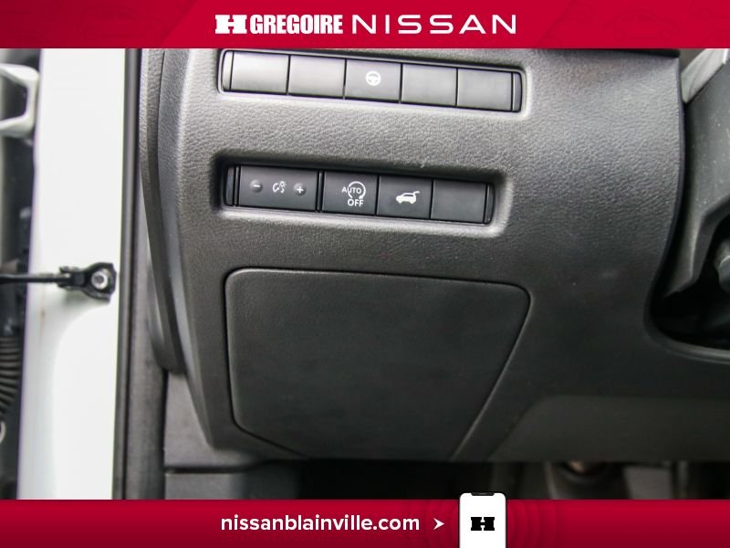 Nissan Rogue 2024 Blanc Blainville - photo #21