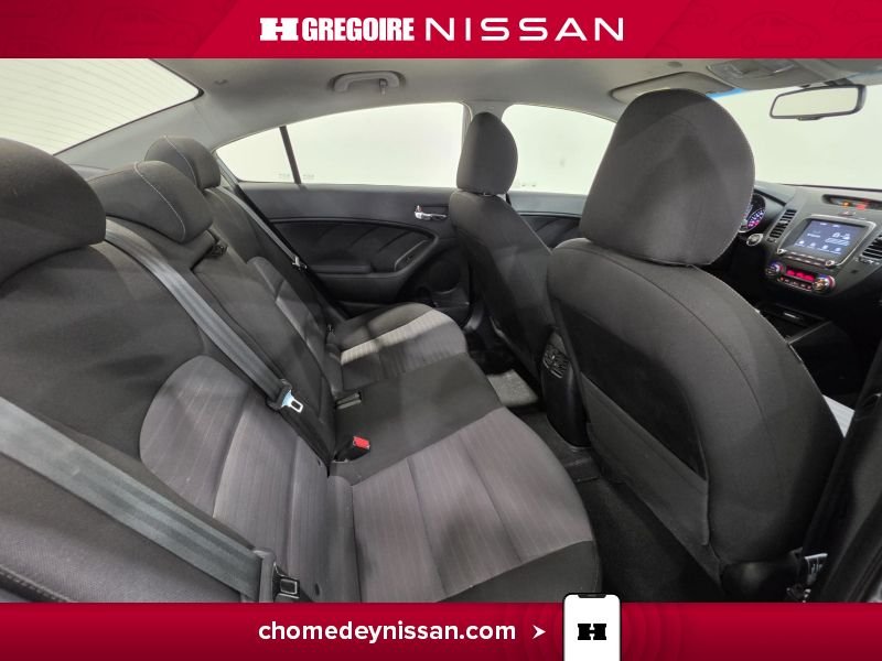 Kia Forte 2017 Gris Blainville - photo #24