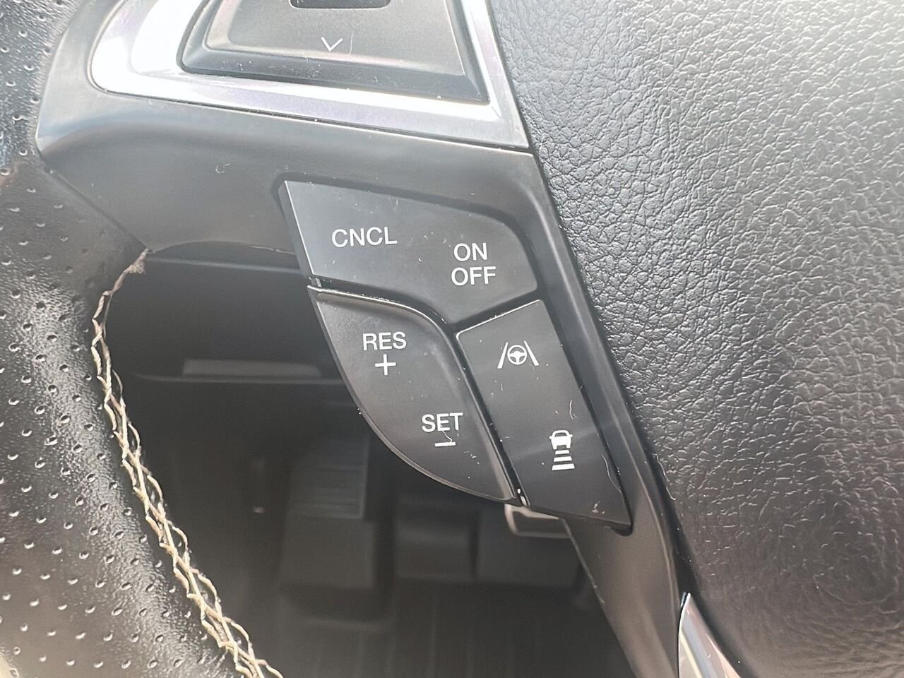 Ford Edge 2022 Gris Rouyn-Noranda - photo #20