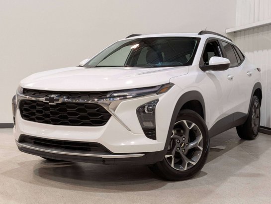 2025 Chevrolet Trax White