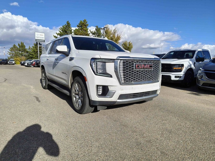 2024 GMC Yukon XL Denali 3.0L | 8 Passenger Seating White