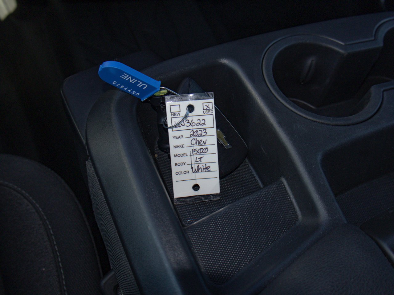 2023 Chevrolet Silverado 1500 4WD Crew Cab 147 LT White Sherwood Park - photo #30