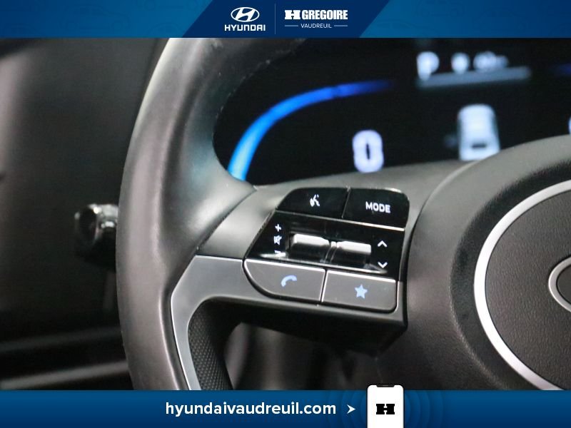 2025 Hyundai Elantra Black Laval - photo #20