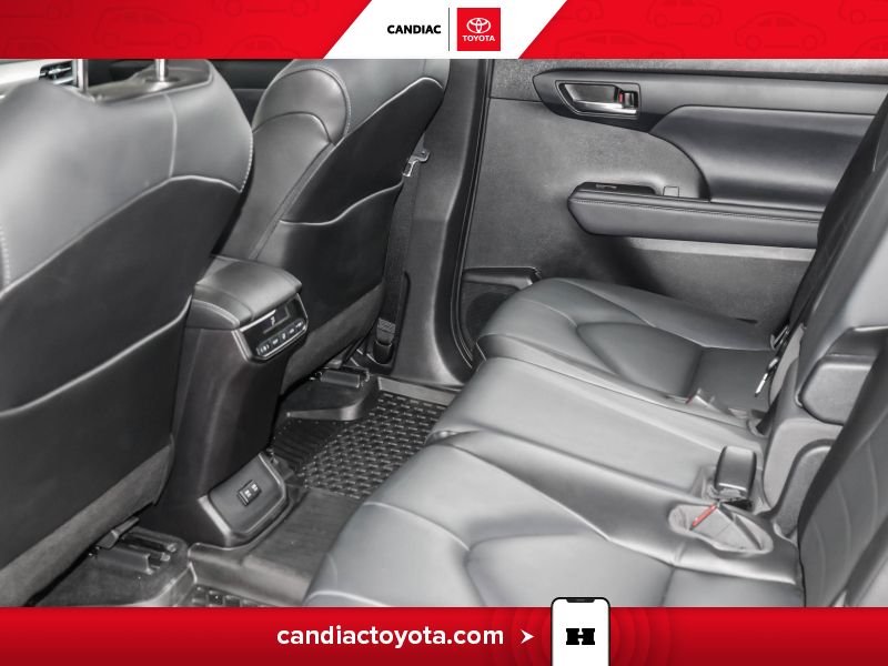 Toyota Highlander 2021 Noir Blainville - photo #29