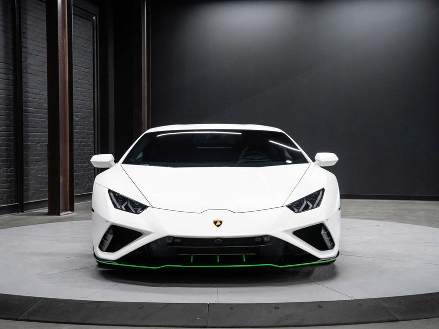 2021 Lamborghini Huracan EVO 2021 White