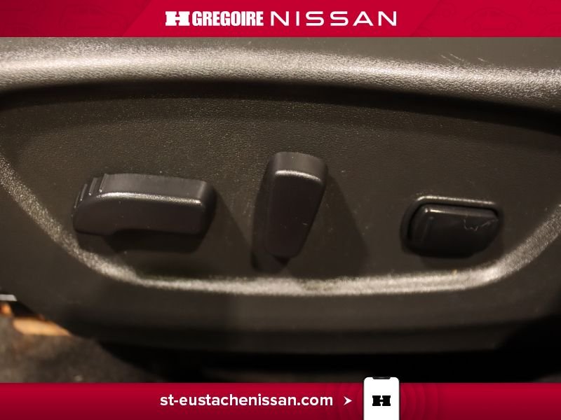 2017 Nissan Rogue Red Laval - photo #27