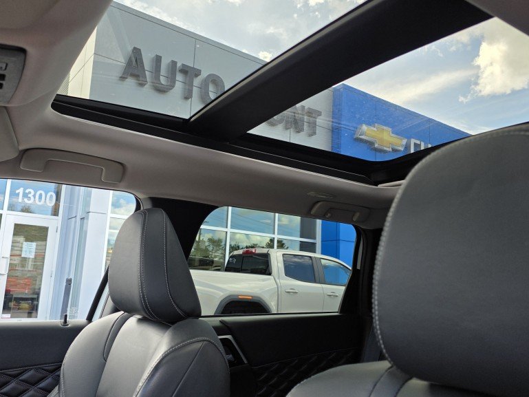 2022 Mitsubishi Outlander SE S-AWC White Mont-Laurier - photo #20