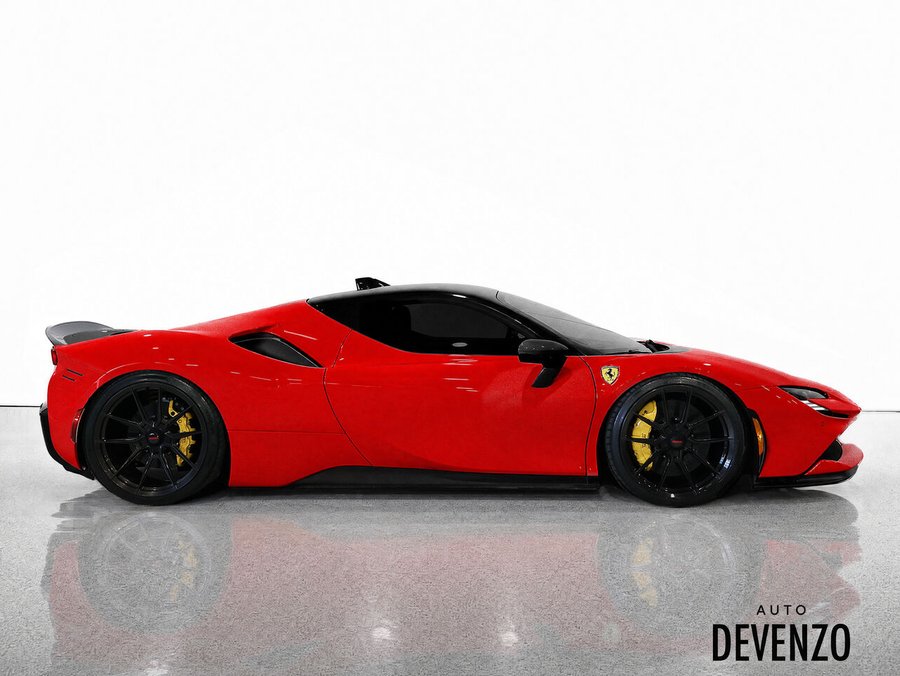 Ferrari SF90 Stradale 2021 2021 Blanc