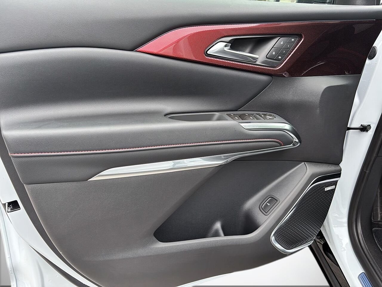 CHEVROLET Traverse RS 2026 BLANC POLAIRE, TRIPLE COUCHE Saint-Hyacinthe - photo #8