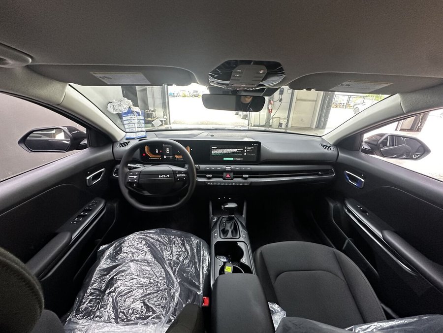 2026 Kia K4 2026 Aurora Black