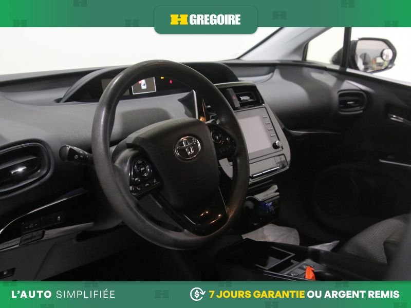 Toyota Prius 2020 Blanc Blainville - photo #11