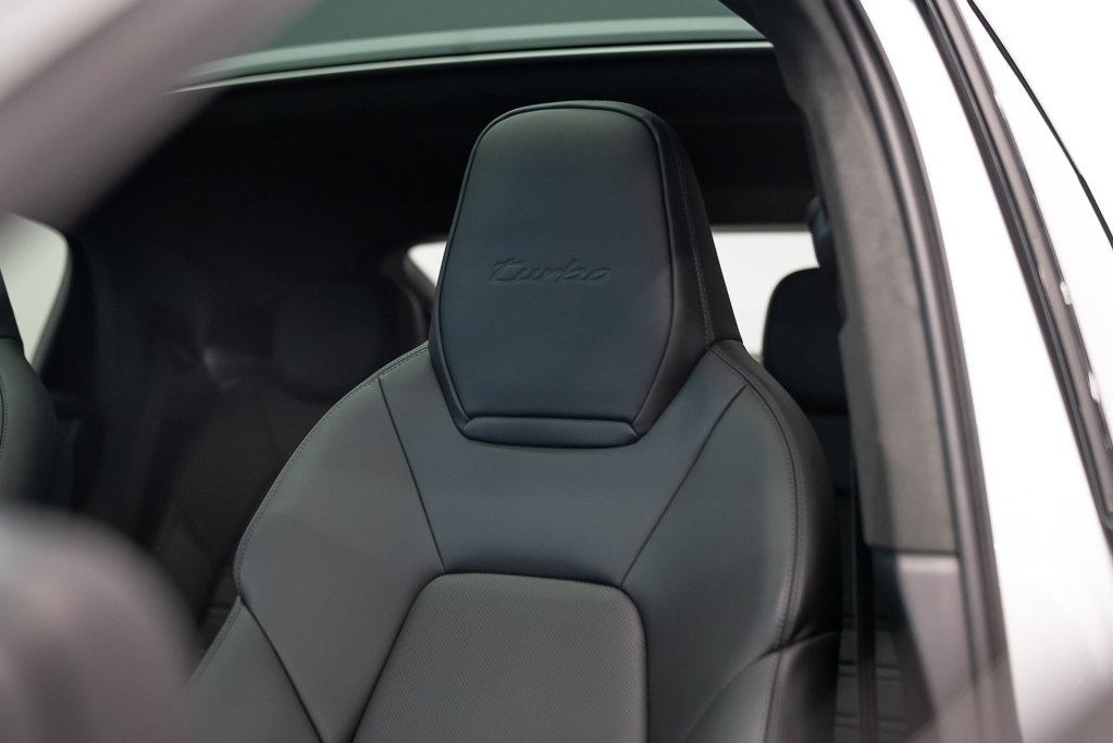 2024 Porsche Cayenne White Saint-Eustache - photo #20