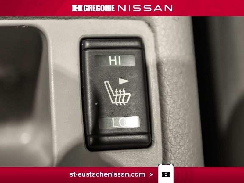 2019 Nissan Qashqai Blue Saint-Eustache - photo #23