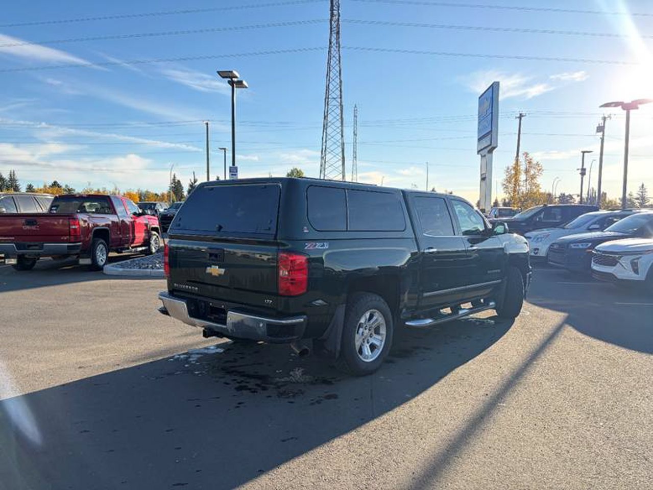 2015 Chevrolet Silverado 1500 4WD Crew Cab 143.5 LTZ w/2LZ Green Sherwood Park - photo #4