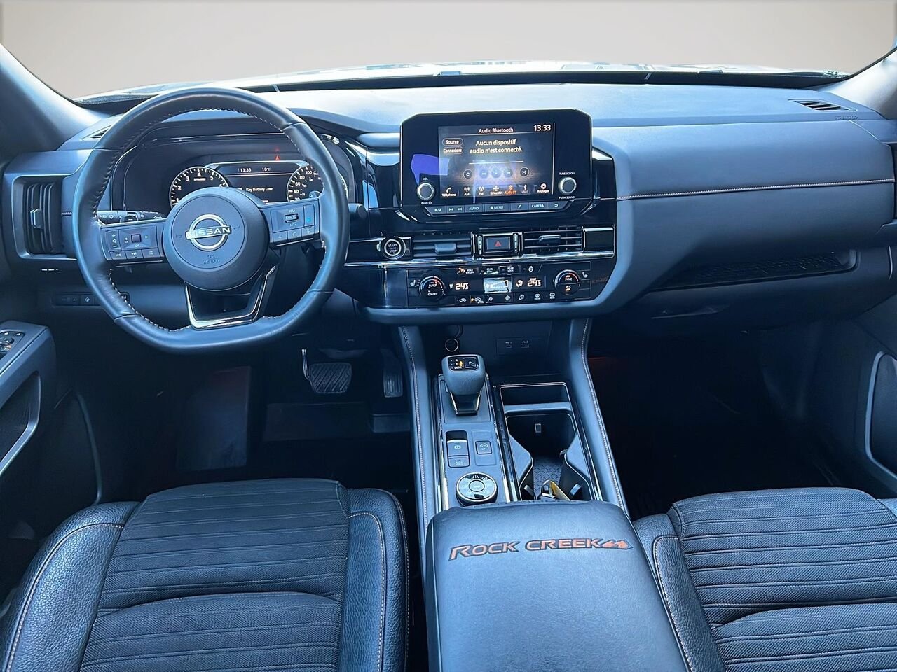 2024 Nissan Pathfinder ROCK CREEK Beige Québec - photo #9