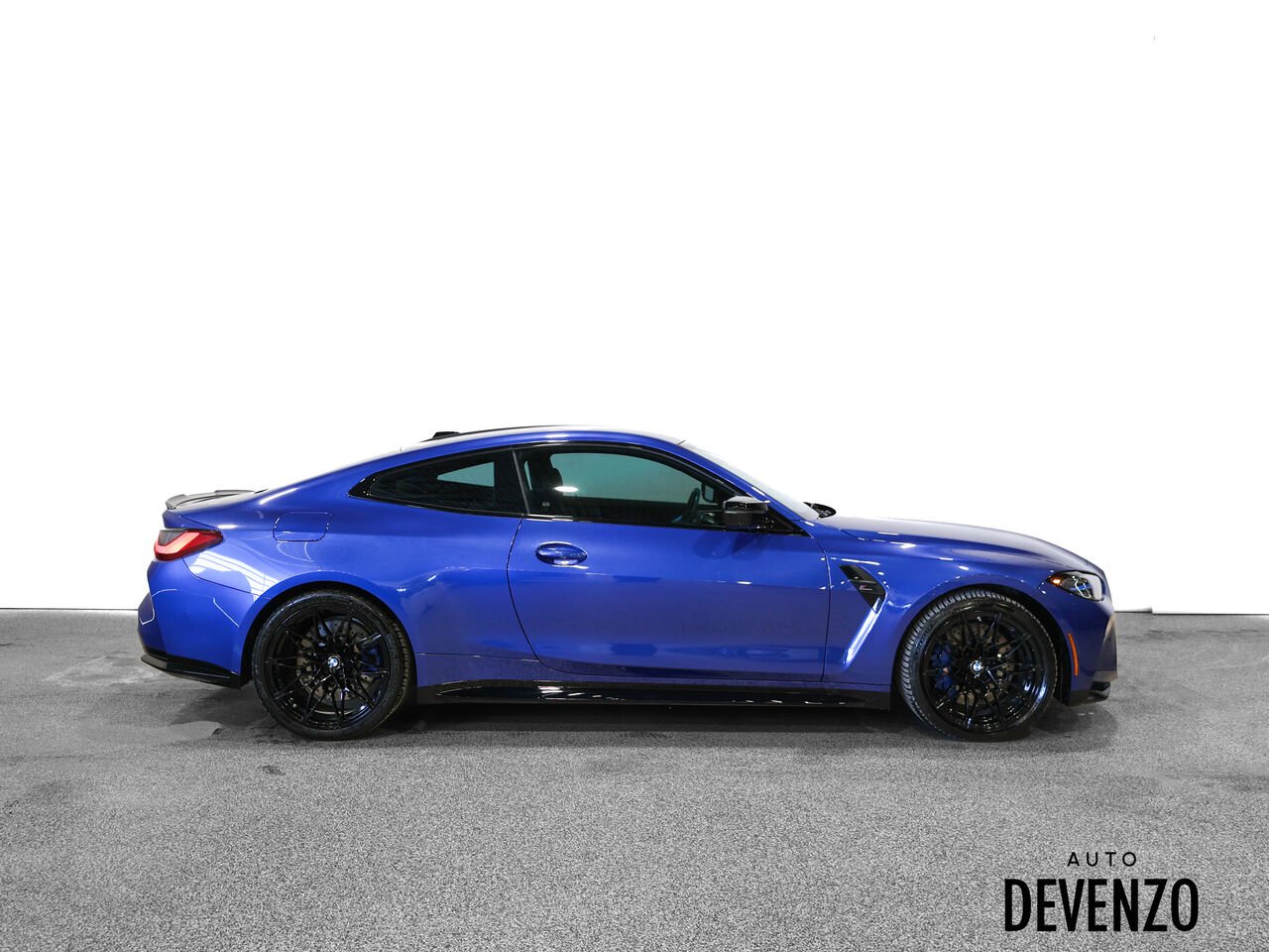 2024 BMW M4 Blue Saint-Eustache - photo #2