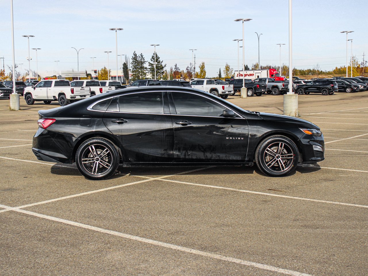 2019 Chevrolet Malibu 4dr Sdn LT w/1LT Black Sherwood Park - photo #9