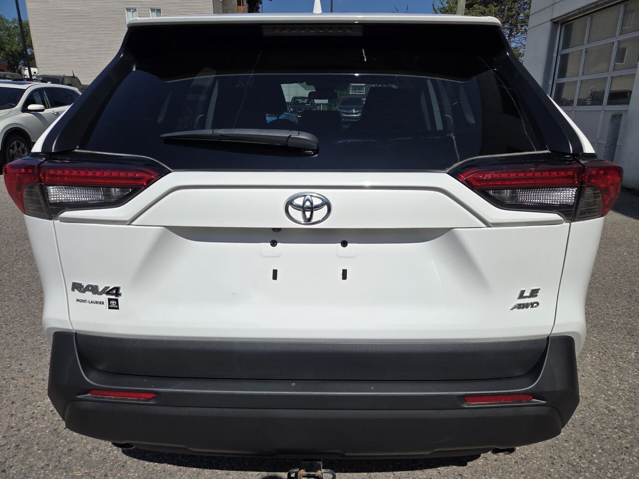 Toyota RAV4 2023 Blanc Mont-Laurier - photo #5