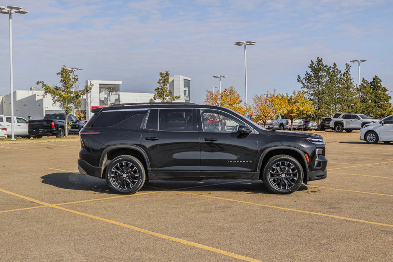 2025 Chevrolet Traverse AWD 4dr LT Black Sherwood Park - photo #9