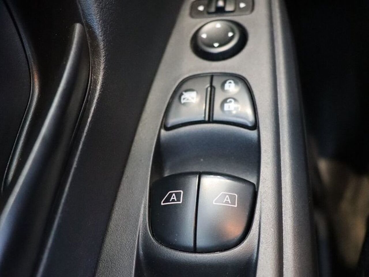 Nissan Kicks S 2023 Bleu Baie-Comeau - photo #21