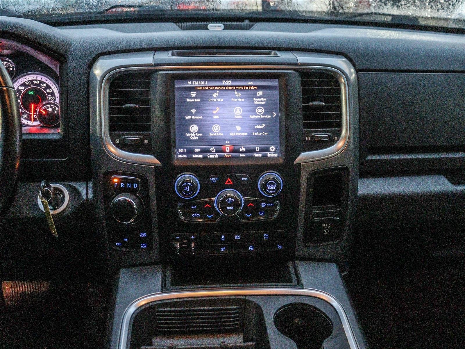 RAM 1500 Classic SLT 2022 Grey Ottawa & Gatineau - photo #10