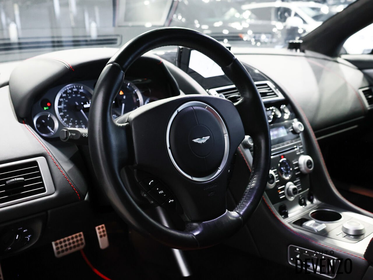 2011 Aston Martin Rapide Black Saint-Eustache - photo #11