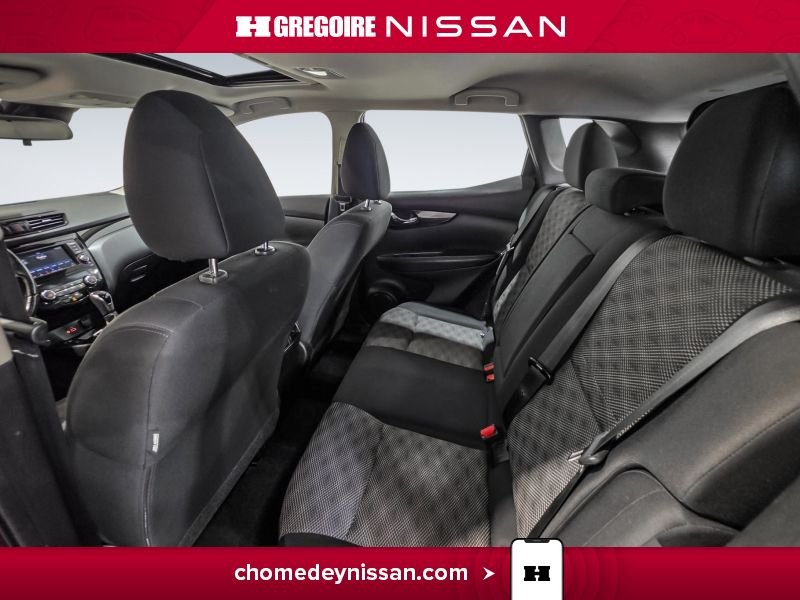 2022 Nissan Qashqai Red Laval - photo #25