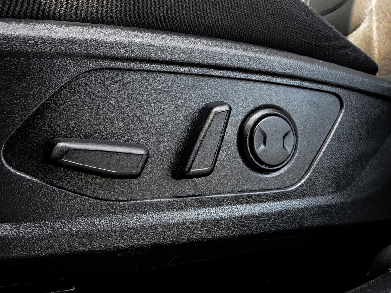 2025 Hyundai Tucson Preferred AWD White Sherwood Park - photo #16