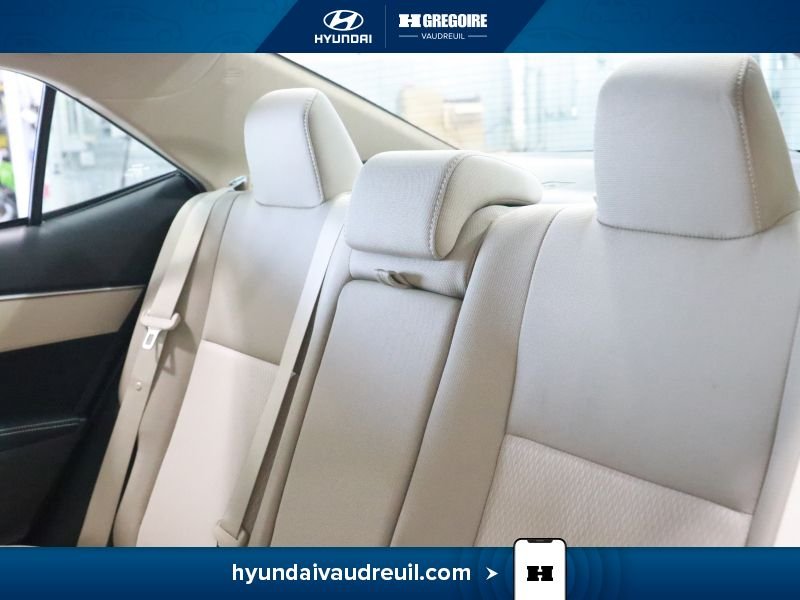 Toyota Corolla 2015 Beige Laval - photo #18