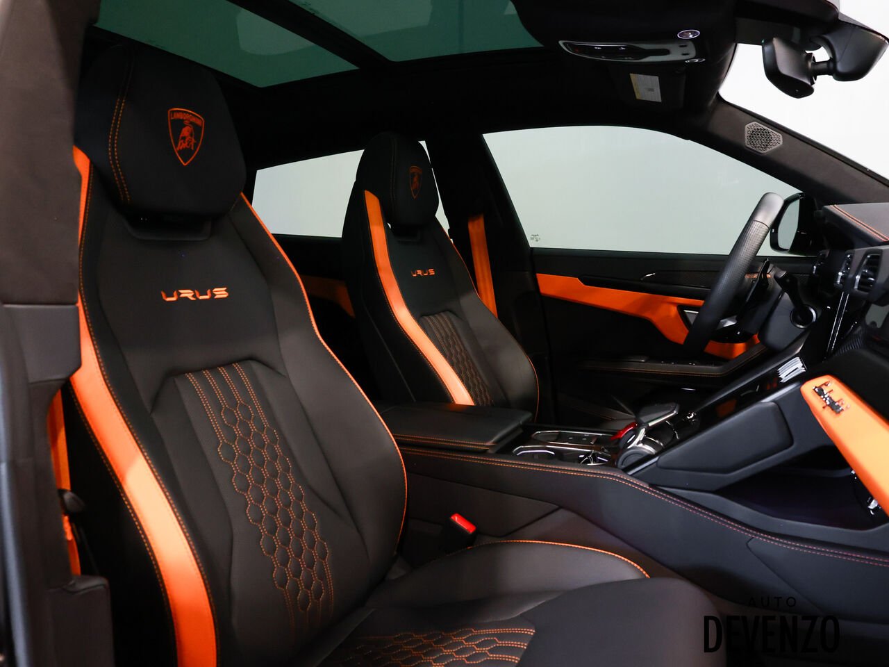 2024 Lamborghini Urus Black Saint-Eustache - photo #5