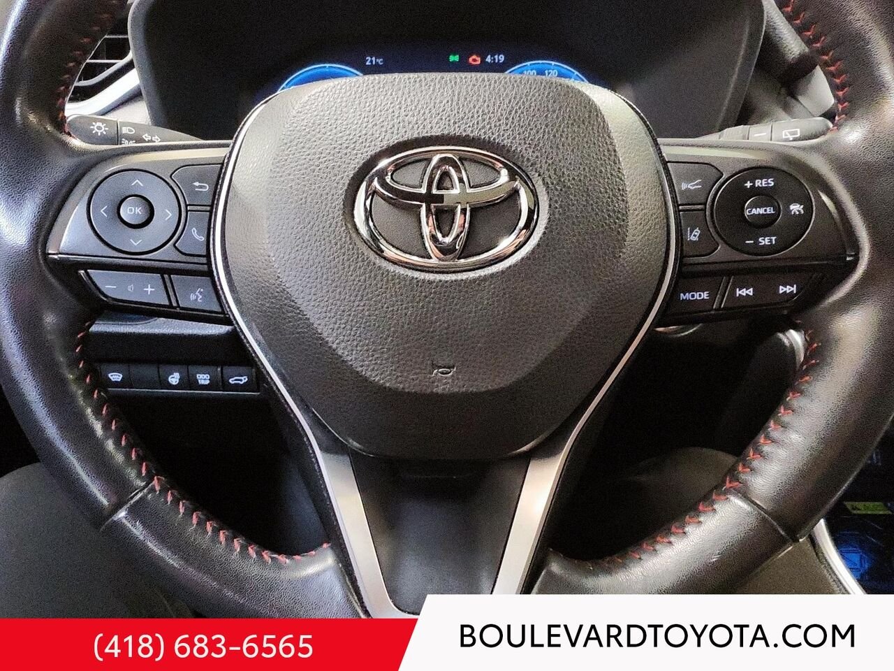 2023 Toyota RAV4 Prime 100244A-73 | XSE, AWD White Québec - photo #11