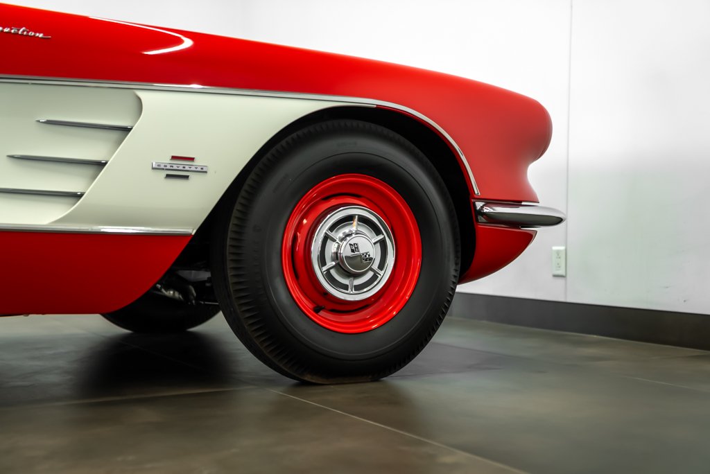 Chevrolet Corvette 1961 Montréal - photo #12