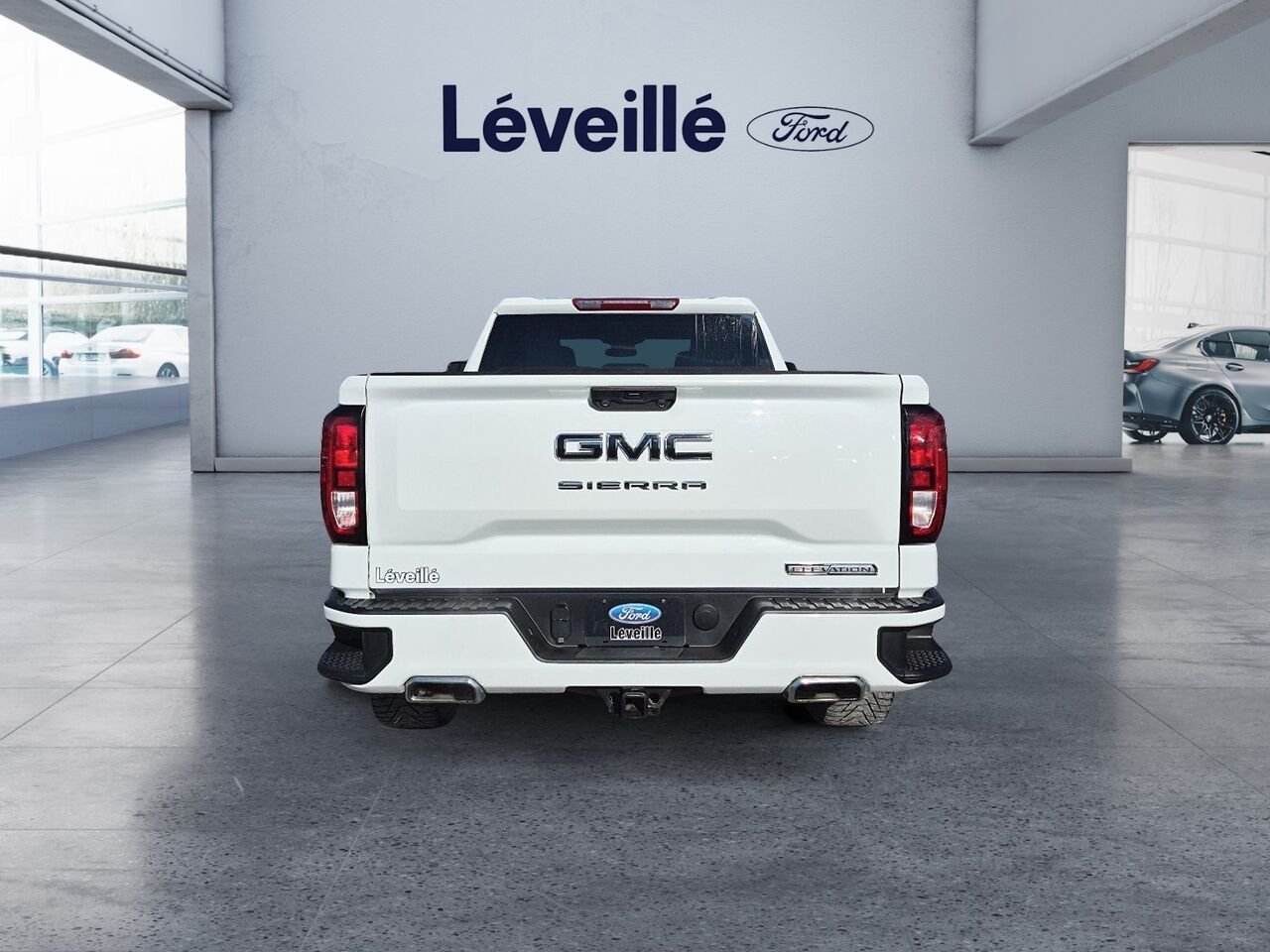 GMC Sierra 1500 2F480A | Elevation 5.3L ** GR. PROTECTION ** GROS MIRROIRS ** 157 po 2023 Blanc Saint-Jérôme - photo #4
