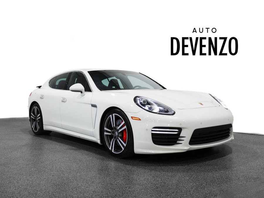 2016 Porsche Panamera 2016 White