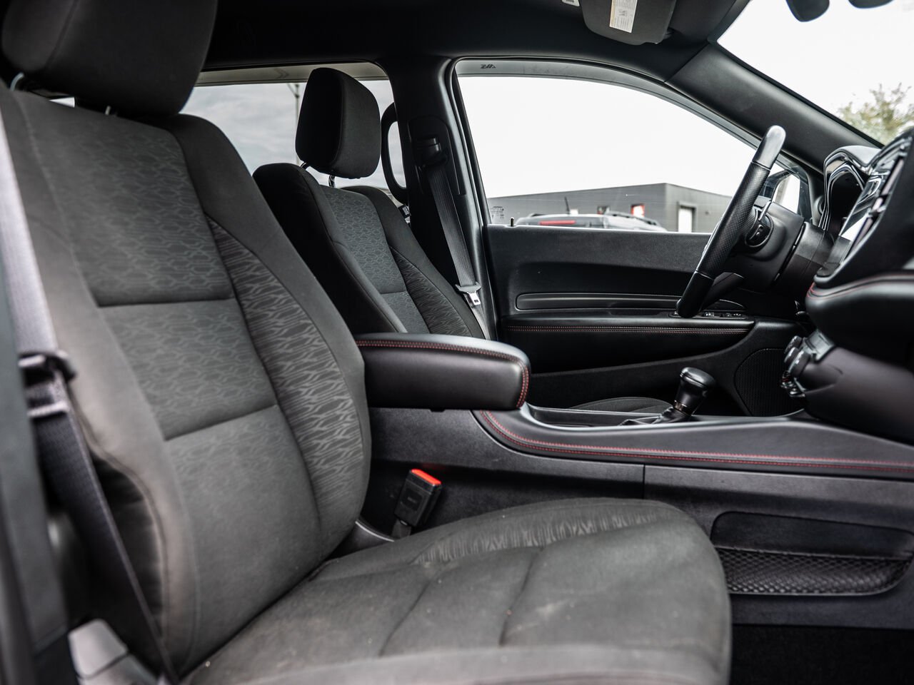 2025 Dodge Durango Black Sainte-Julienne - photo #33