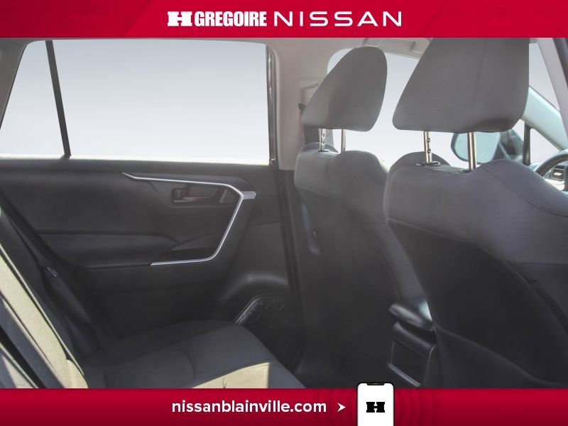 2021 Toyota Rav 4 Black Laval - photo #20