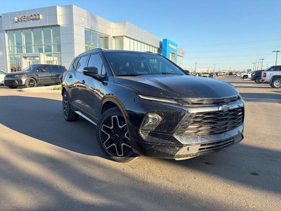 2023 Chevrolet Blazer RS Plus AWD 3.6L | Panoramic Sunroof Black