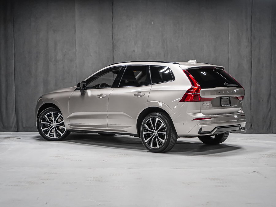 Volvo XC60 B6 PLUS DARK CLIMAT HARMAN KARDON 2023 Mauve