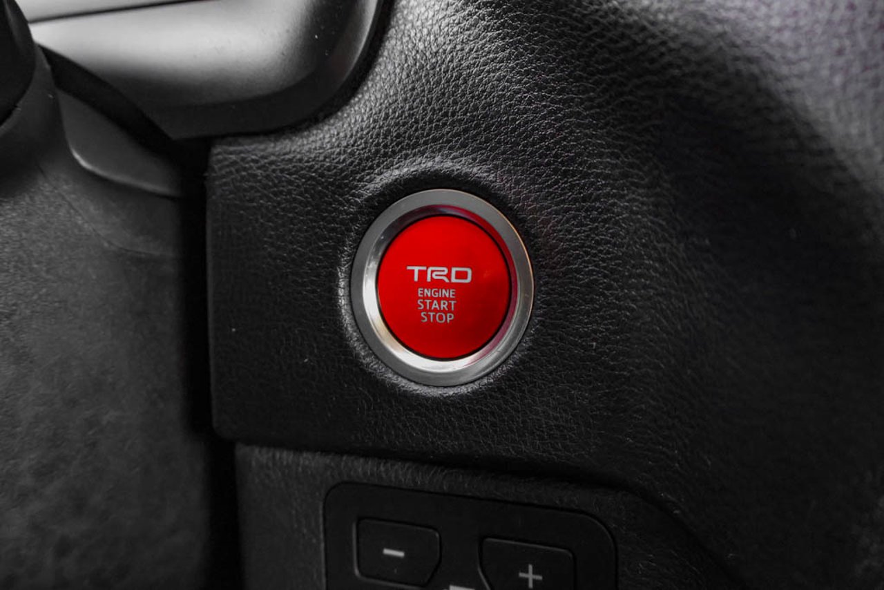 2024 Toyota Tundra 4x4 Crewmax SR Black Sherwood Park - photo #21