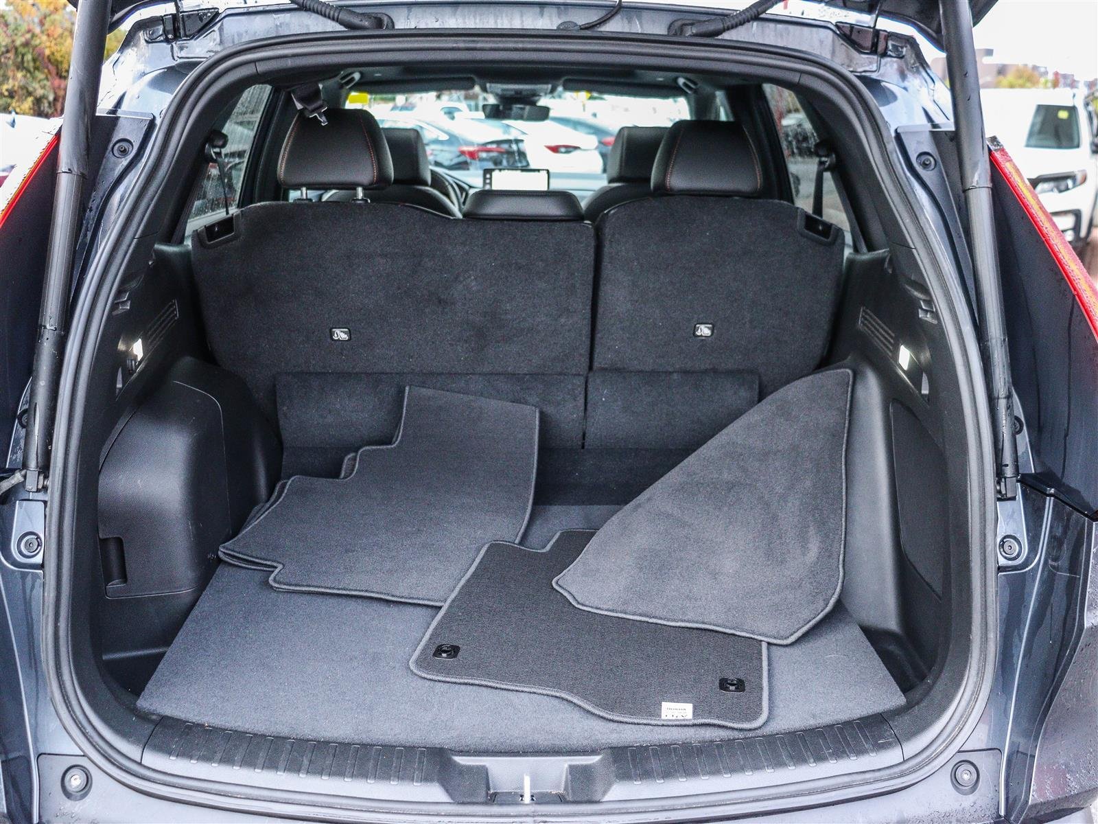 Honda CR-V hybride Touring 2024 Grey Ottawa & Gatineau - photo #18