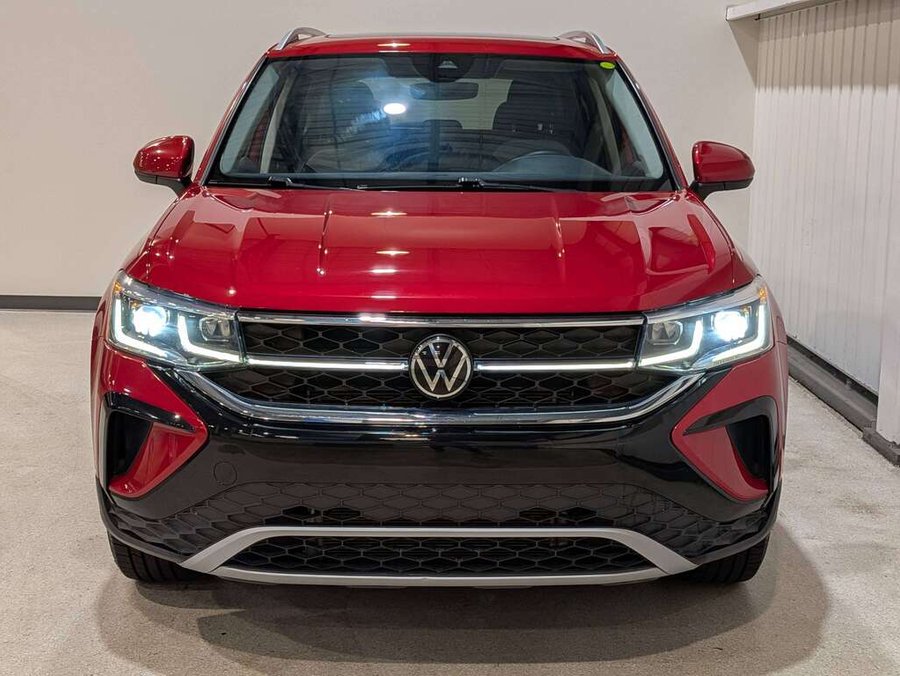 Volkswagen Taos Highline 4MOTION 2024 Rouge