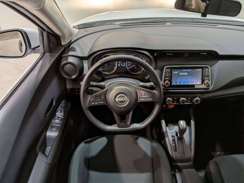 2024 Nissan Kicks S FWD White Val-David - photo #10