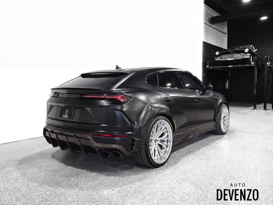 2021 Lamborghini Urus 2021 Black