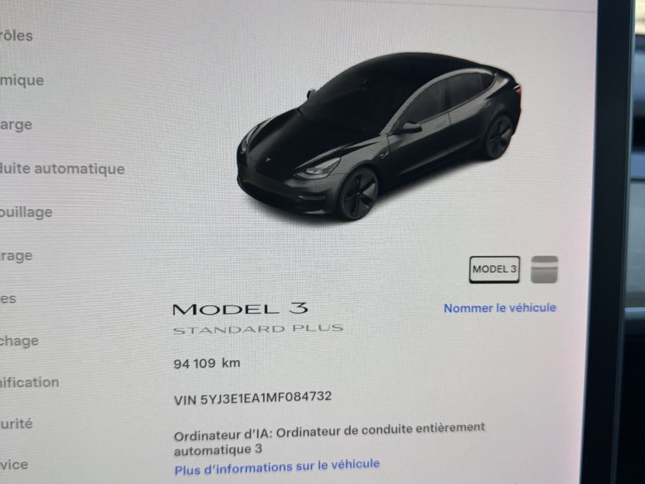 Tesla Model 3 423 km d'autonomie jamais accidenté un seul propriétaire 2021 Blanc Châteauguay - photo #18
