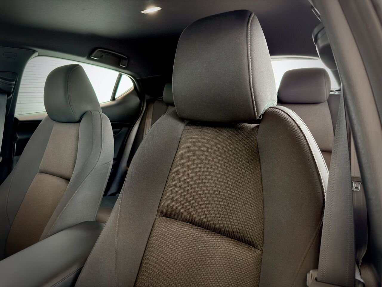 2022 Mazda Mazda3 Sport Grey Notre-Dame-des-Prairies - photo #18
